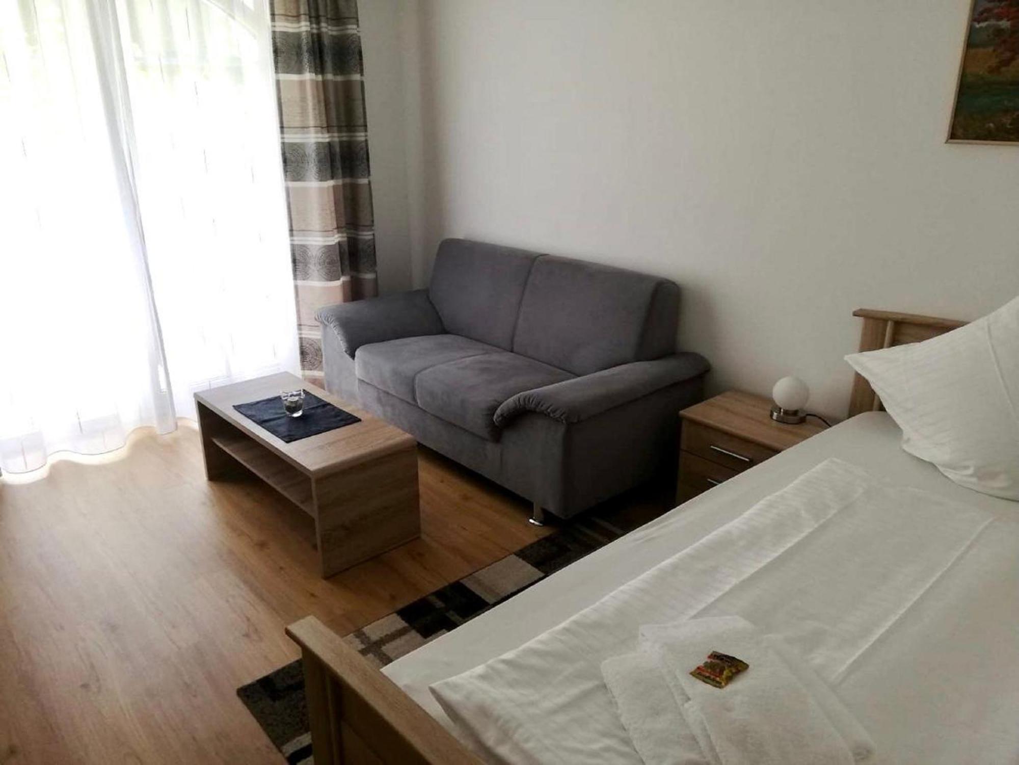 Ferienappartements-Grolik Im Aparthotel Zum Gutshof Hohenwarth Екстер'єр фото